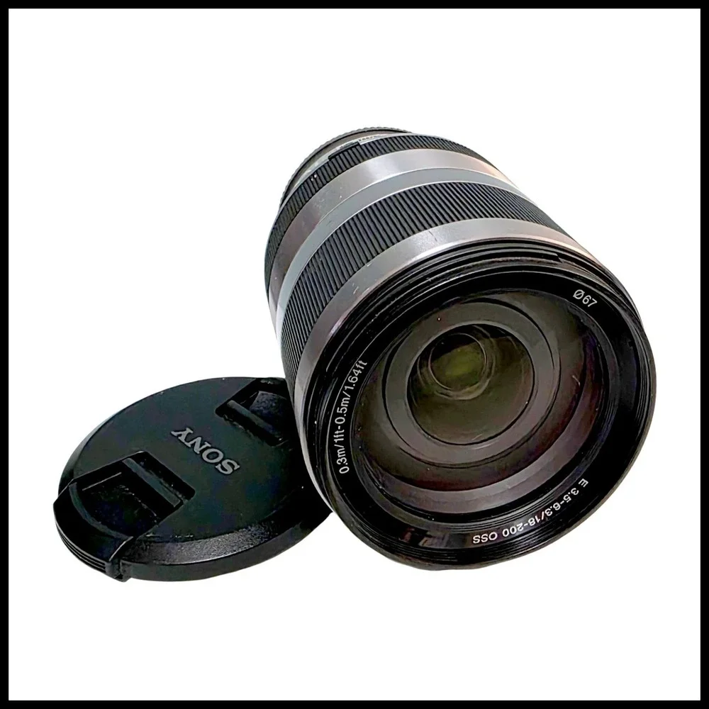 SONY 18-200mm F3.5-6.3 OSS (SEL18200) for Sony E mount With Lens Caps